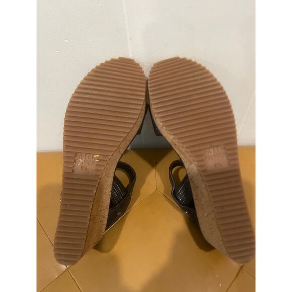 Eileen Fisher Demo Black Leather Cork Wedge Platform Sandals Easy Strap Size 8.5 - Picture 7 of 7